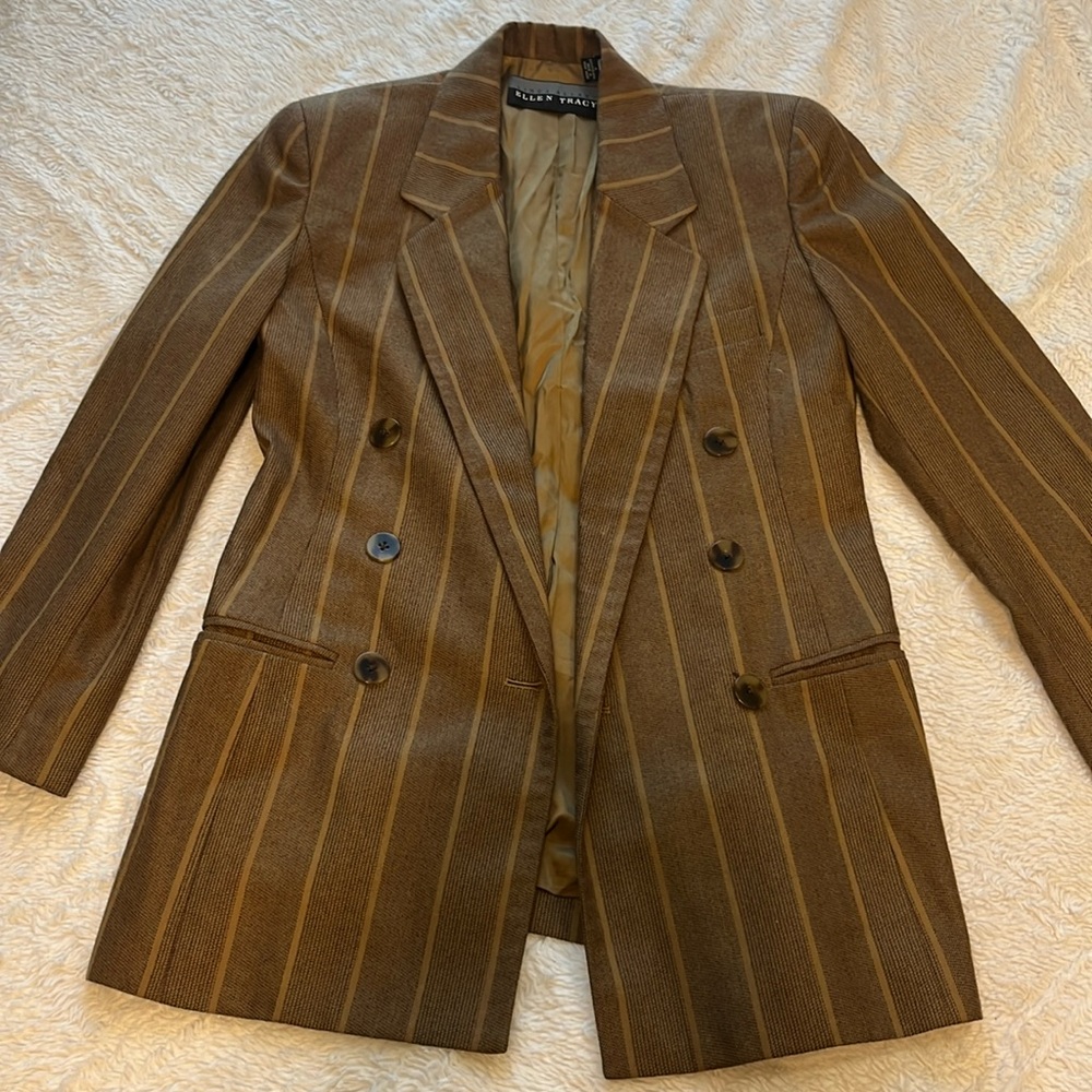 Ellen Tracy Tan Oversized Blazer/ Size 4 / Ellen Tracy Tan Oversized Blazer